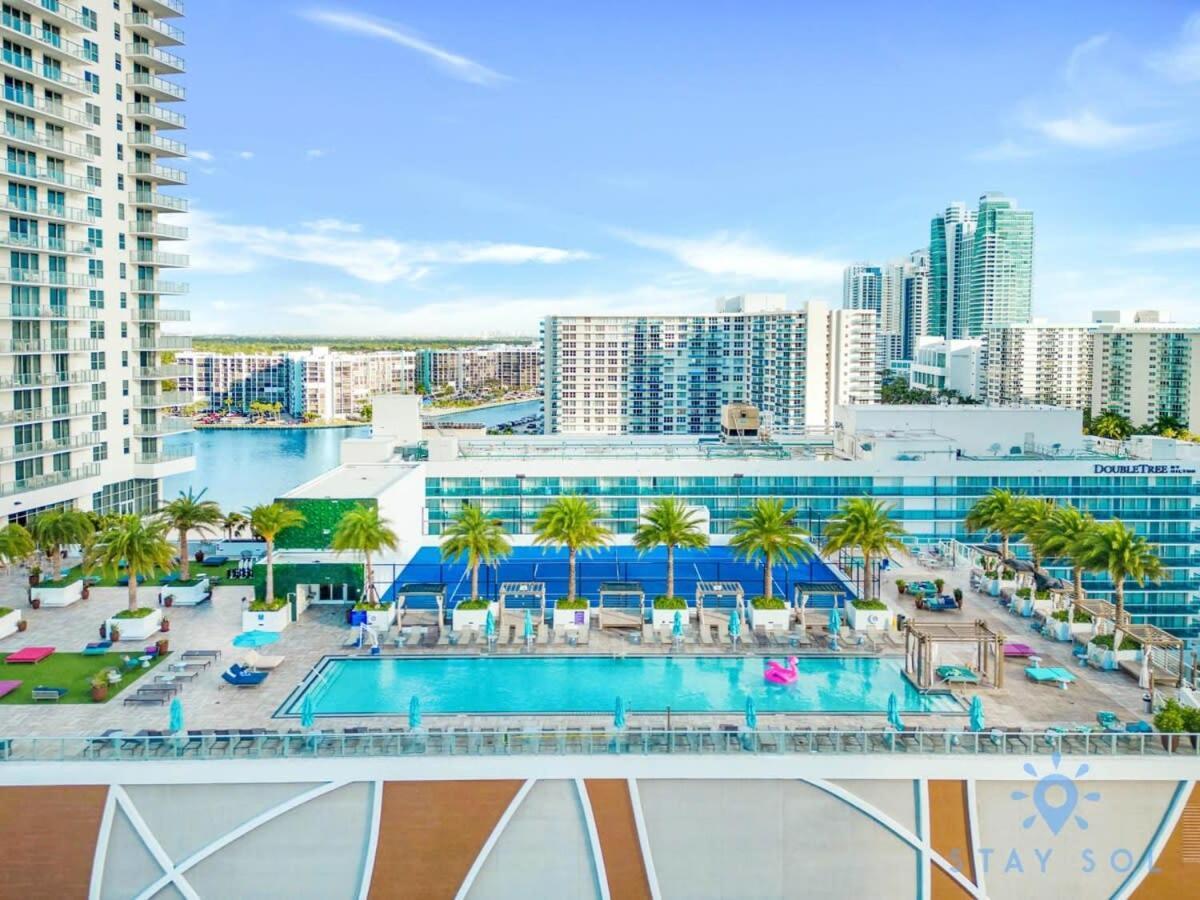 Appartement Wrap Around Balcony - Insane Views - Amazing Pools à Hollywood Extérieur photo