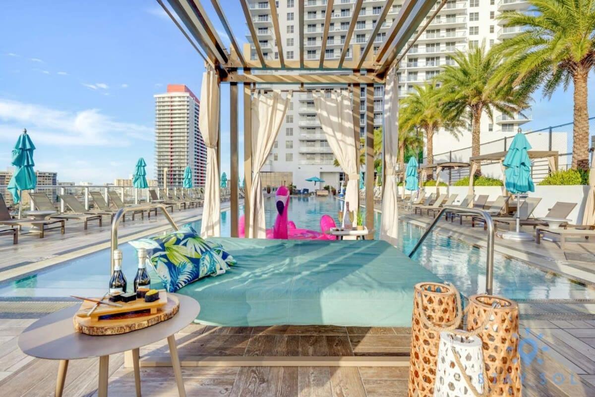 Appartement Wrap Around Balcony - Insane Views - Amazing Pools à Hollywood Extérieur photo