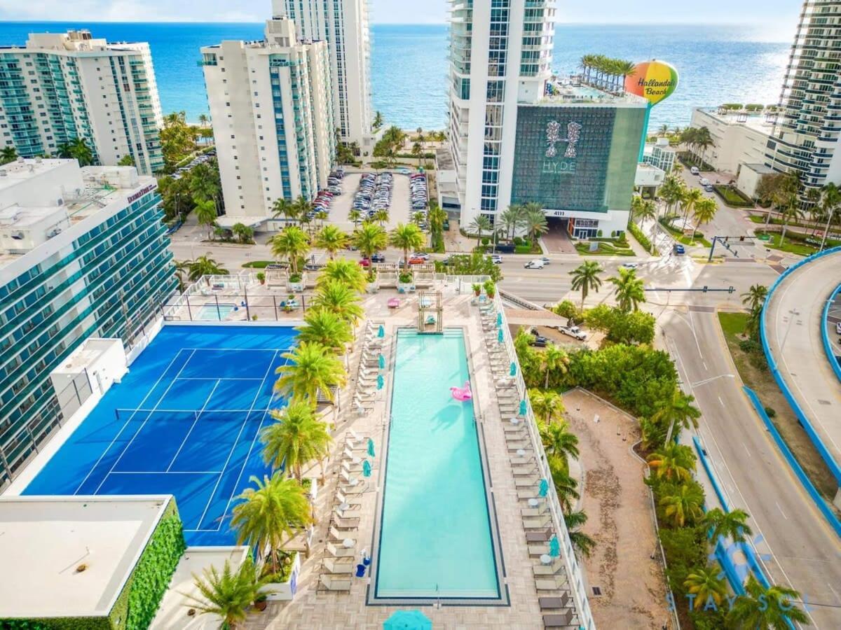Appartement Wrap Around Balcony - Insane Views - Amazing Pools à Hollywood Extérieur photo