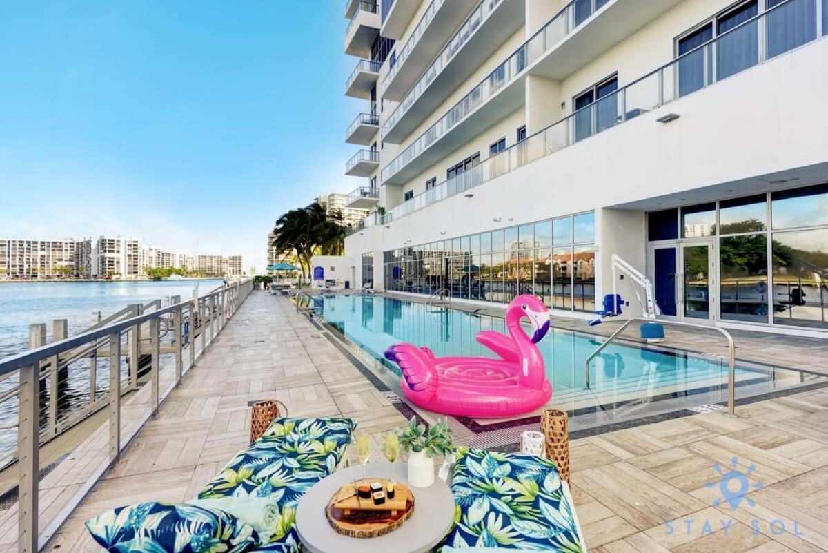 Appartement Wrap Around Balcony - Insane Views - Amazing Pools à Hollywood Extérieur photo