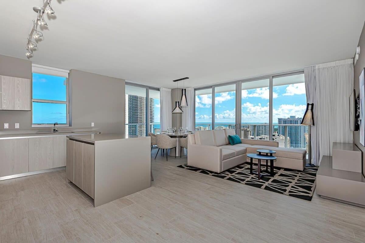 Appartement Wrap Around Balcony - Insane Views - Amazing Pools à Hollywood Extérieur photo