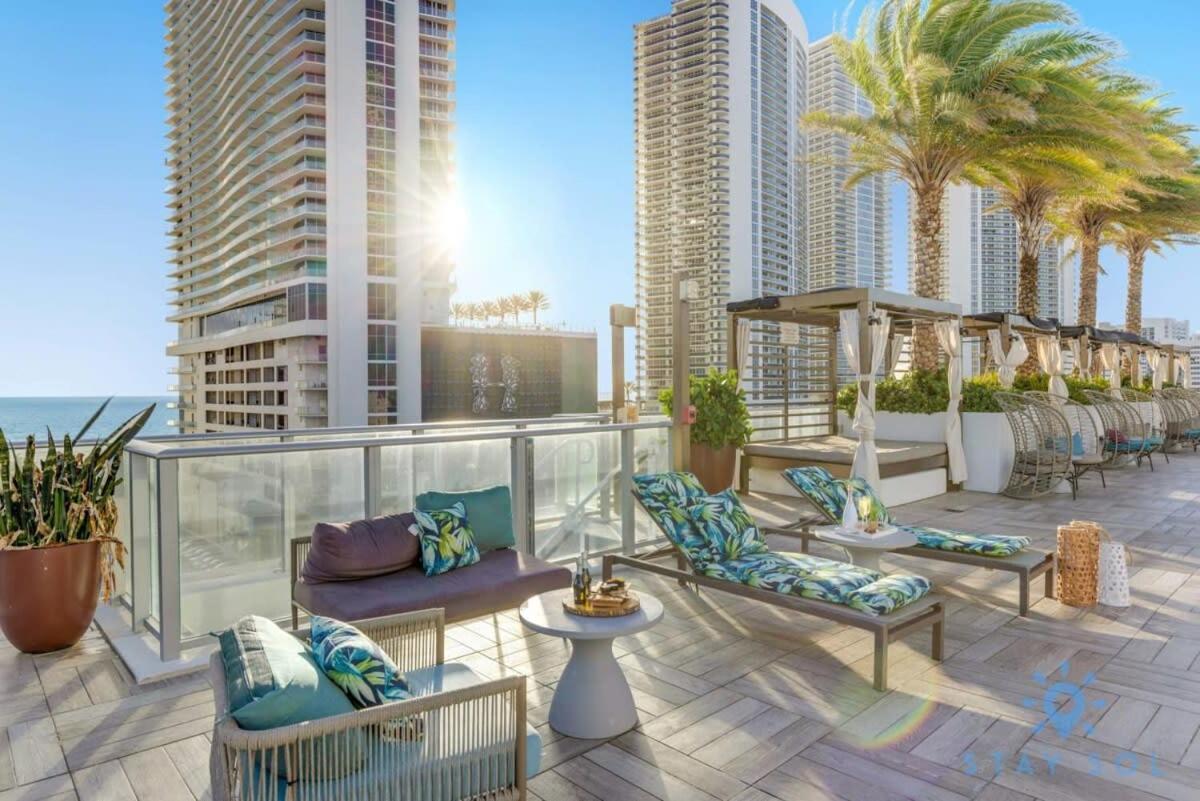 Appartement Wrap Around Balcony - Insane Views - Amazing Pools à Hollywood Extérieur photo