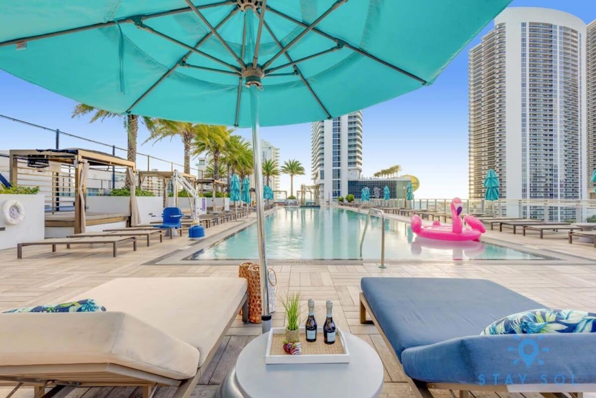 Appartement Wrap Around Balcony - Insane Views - Amazing Pools à Hollywood Extérieur photo