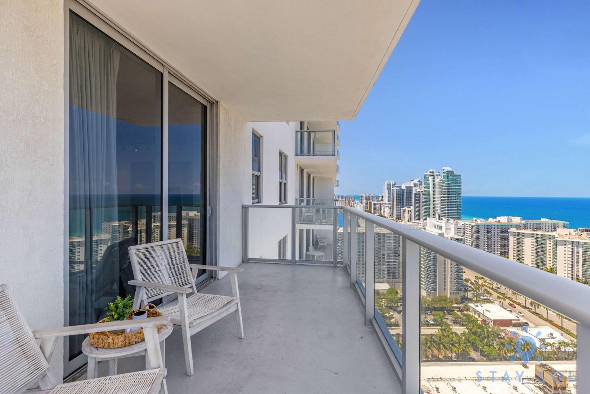 Appartement Wrap Around Balcony - Insane Views - Amazing Pools à Hollywood Extérieur photo